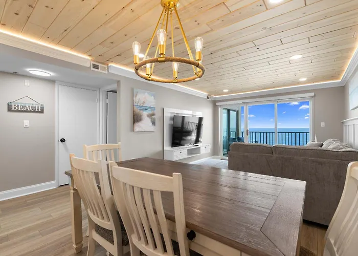 Spectacular Oceanfront Escape - Unit 704 Hébergement de vacances *