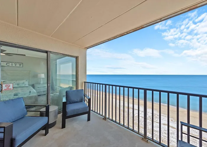Spectacular Oceanfront Escape - Unit 704 Hébergement de vacances