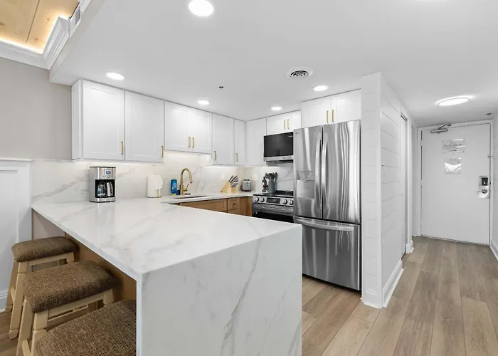 Spectacular Oceanfront Escape - Unit 704 Holiday home *