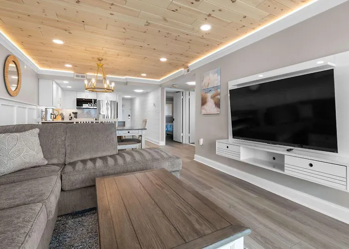 Holiday home Spectacular Oceanfront Escape - Unit 704 *